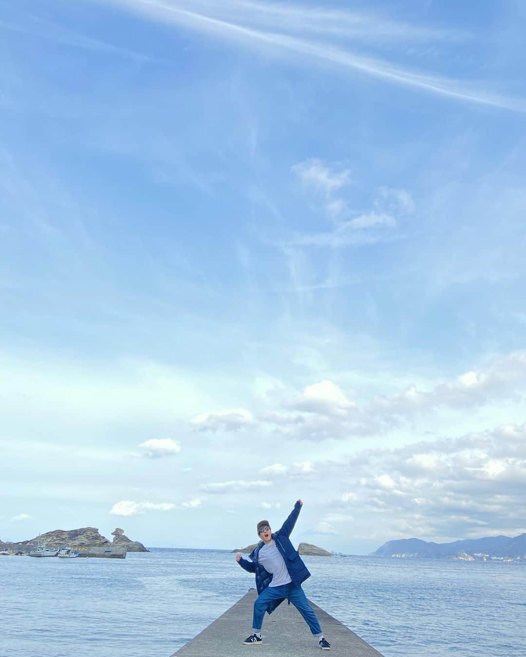 長島涼平のインスタグラム：「冬休み  #西伊豆 #雲見 #住みたい」