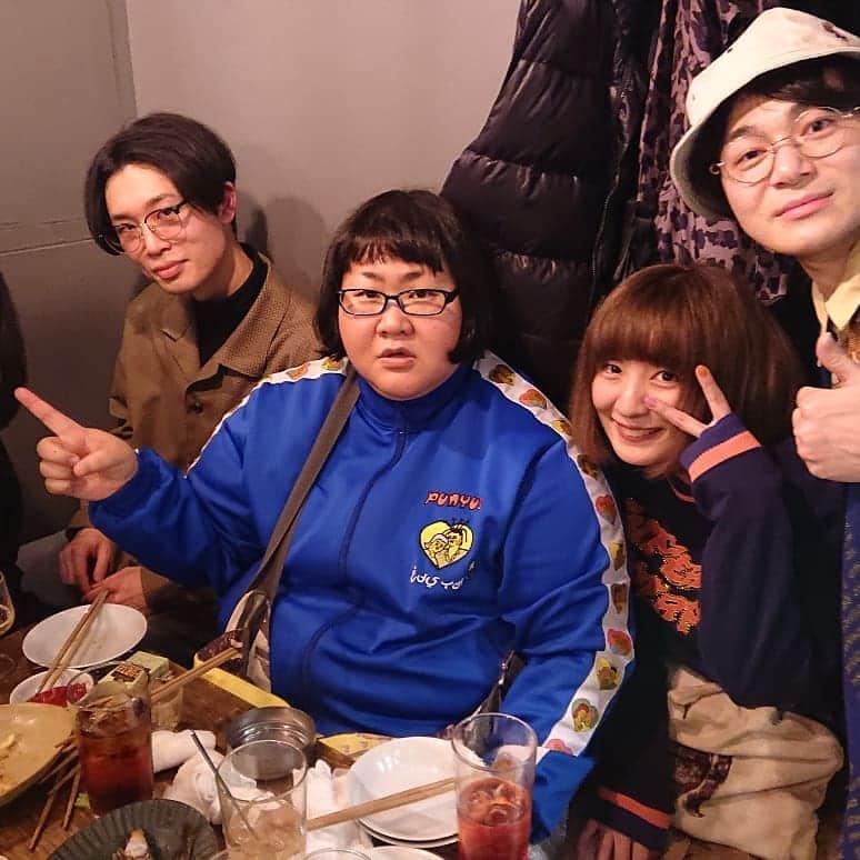 のインスタグラム：「#忘年会 #安定のりょーと #nicoまぼねんハイパーマスター # #tempalay #ニガミ１７才 #あくびちゃん #スパ３にゃんこ # #やっさんありがとう##」