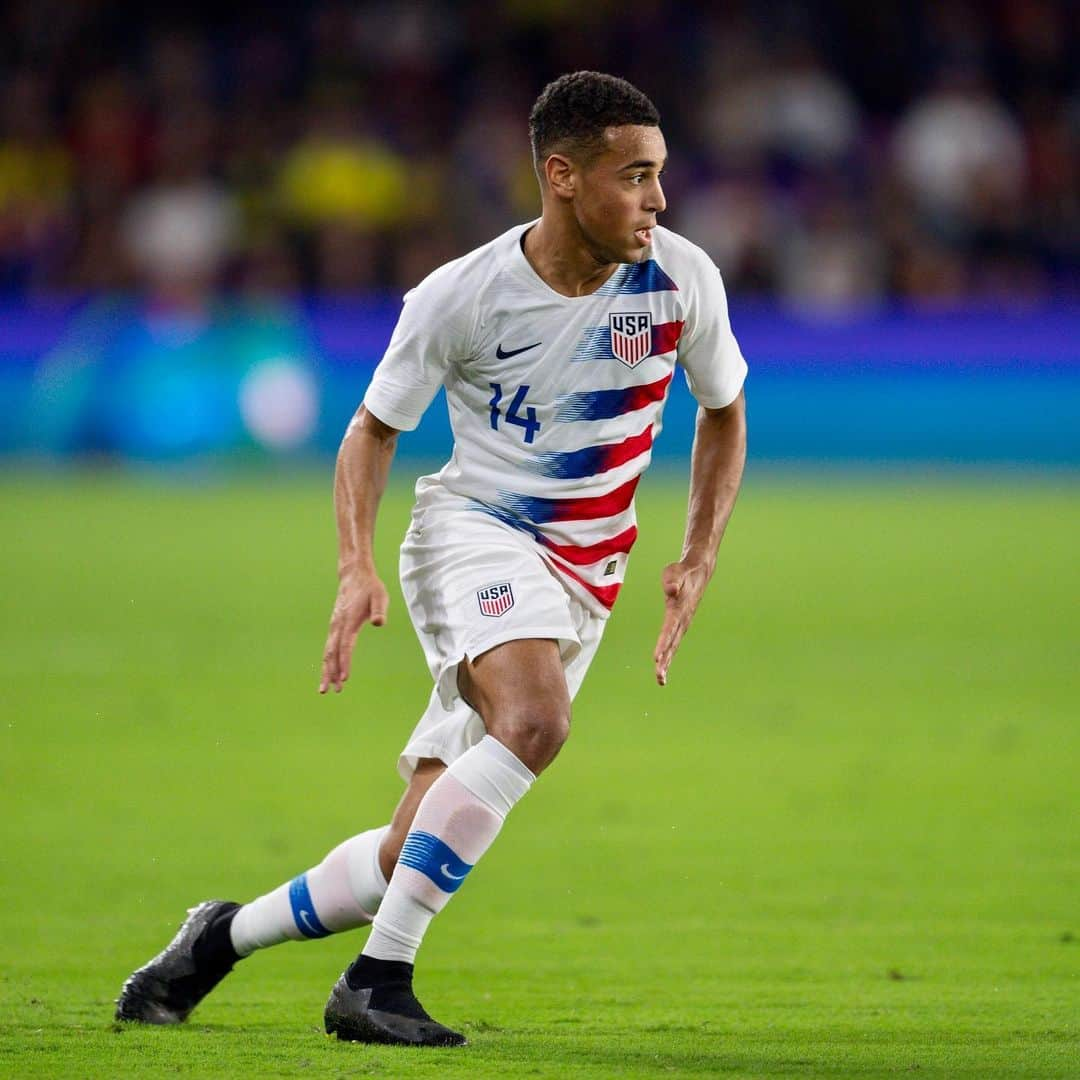 サッカー アメリカ代表チームさんのインスタグラム写真 - (サッカー アメリカ代表チームInstagram)「#WelcomeBackTyler! After recovering from injury,  @tyler_adams14 played 86 minutes to help RB Leipzig to a 3-1 victory vs. Augsburg today. 👏👏👏 // 📷: @dierotenbullen」12月22日 1時23分 - usmnt