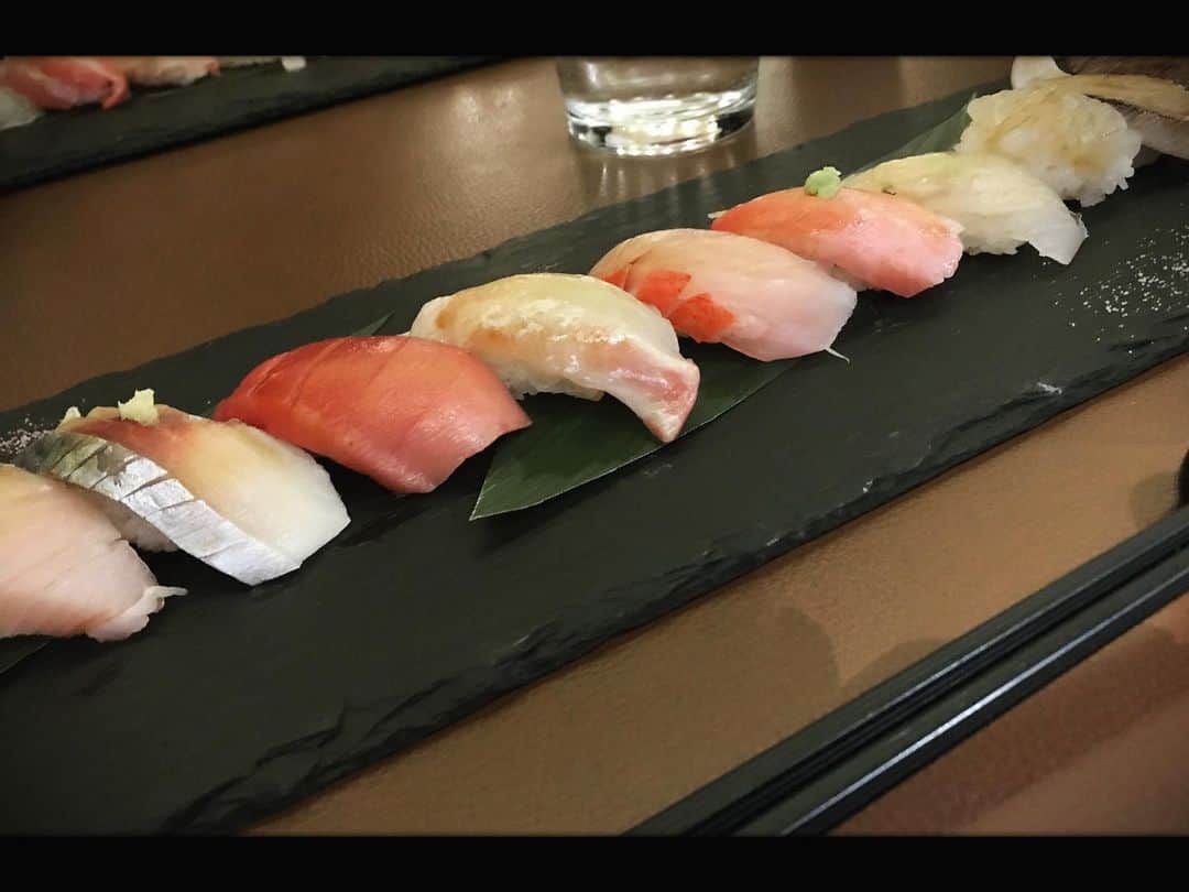 瀬稀ゆりとのインスタグラム：「大好きなお寿司…🍣. . It was so yummy! . . #久々投稿 #sushi #お寿司 #torontolife #japanesefood」