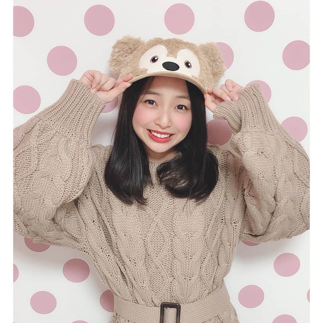 斎藤亜美のインスタグラム：「谷口夢奈ちゃんとお泊まり！してきたよ！！🐻🐻 めちゃ映えって思って超写真撮ったんだけど、これ、パーク内じゃなくて！なんと泊まったホテルなのさ！  #ホテルユーラシア舞浜アネックス で写真撮りまくったから、ばしばし載せちゃうぞ！！ #斎藤亜美　#saitoami #ディズニーコーデ  #双子コーデ #ディズニーシー」