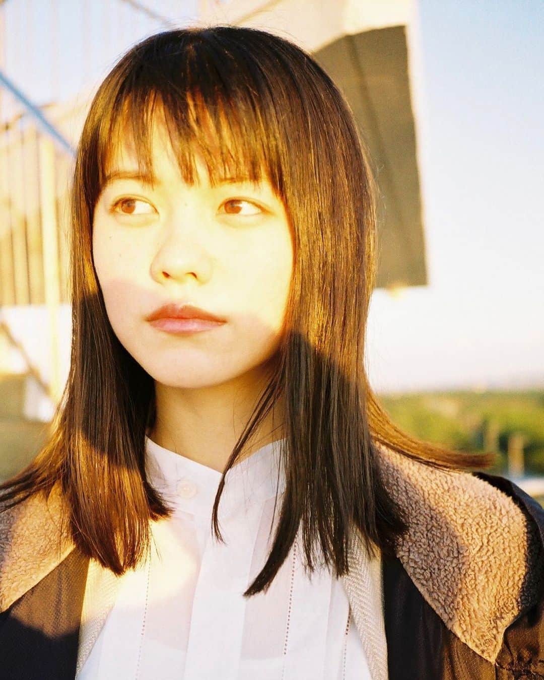 志田彩良のインスタグラム：「📣 映画「mellow」初日舞台挨拶が決定しました！！ 日時:1月17日（金) 🌷新宿バルト9 ◉15：30上映回 ◉18：30上映回 🌷イオンシネマシアタス調布 ◉19：00上映回  チケットは「チケットぴあ」にて販売されます。  ぜひ！！お待ちしてます。」