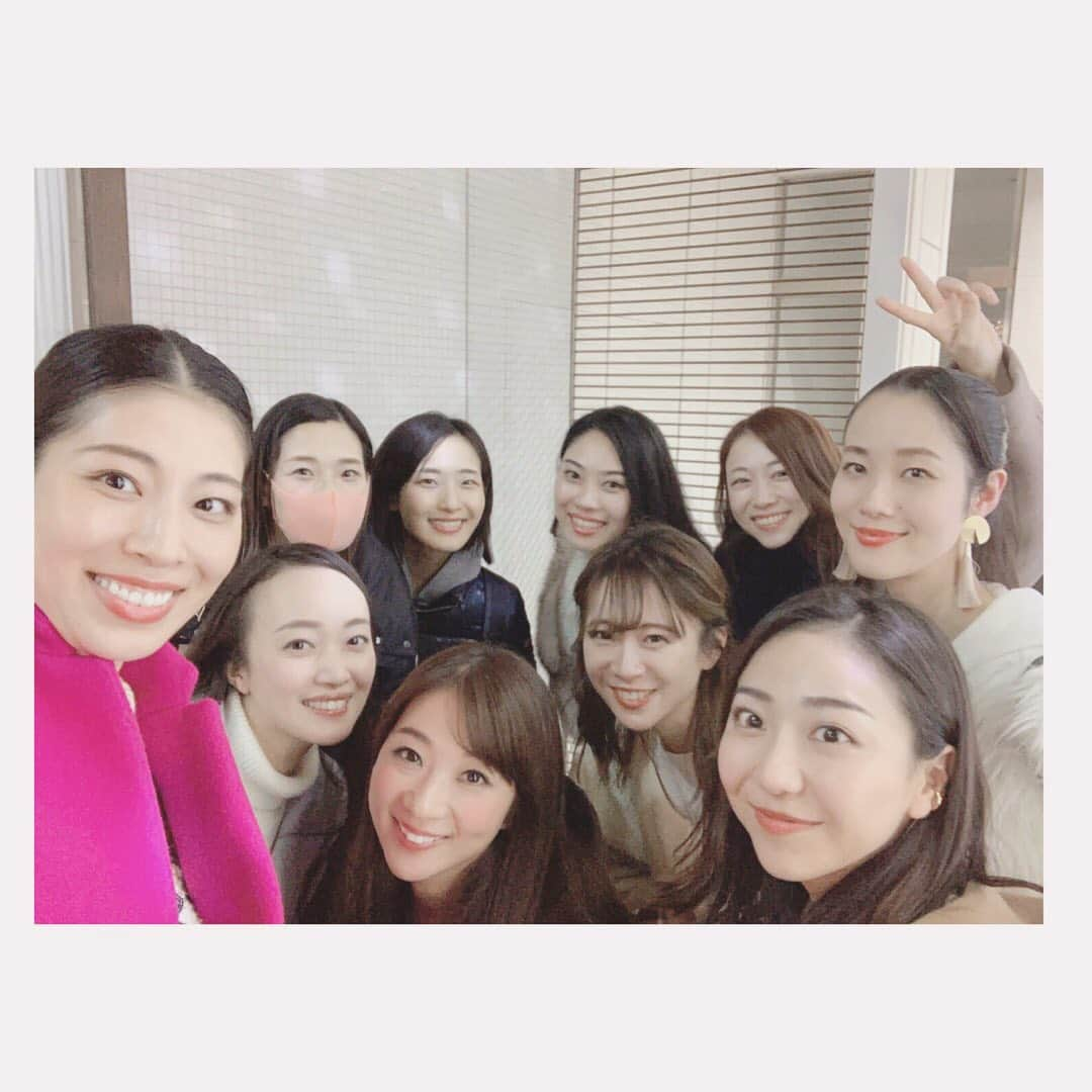 風凛水花さんのインスタグラム写真 - (風凛水花Instagram)「楽しかった92期同期会😍💓💓💓 本当みんな、面白い😂💓💓💓💓 大好き😘❤❤ #92期 #同期 #忘年会 #新年会 も楽しみ💓💓 #細かすぎて伝わらないモノマネ っぽい面白さが最高😂✨✨✨」12月21日 18時19分 - furimizuka