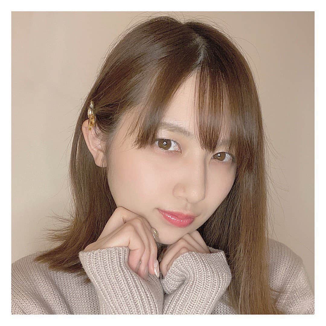 森杏奈さんのインスタグラム写真 - (森杏奈Instagram)「ㅤㅤㅤㅤㅤㅤㅤㅤㅤㅤㅤㅤㅤ ㅤㅤㅤㅤㅤㅤㅤㅤㅤㅤㅤㅤㅤ 前髪伸びちゃって最近は分け気味です。 ㅤㅤㅤㅤㅤㅤㅤㅤㅤㅤㅤㅤㅤ はやく切りたい(っ'-')╮ =͟͟͞͞✂️ﾌﾞｫﾝ ㅤㅤㅤㅤㅤㅤㅤㅤㅤㅤㅤㅤㅤ 👁👇🏻 ㅤㅤㅤㅤㅤㅤㅤㅤㅤㅤㅤㅤㅤ」12月21日 18時26分 - _morianna