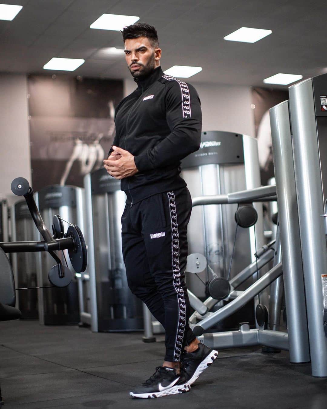 Sergi Constanceさんのインスタグラム写真 - (Sergi ConstanceInstagram)「New @vqfit LT V2 collection is live🔥 - Tap link @vqfit & check it out #vqfit #vanquish」12月21日 19時27分 - sergiconstance