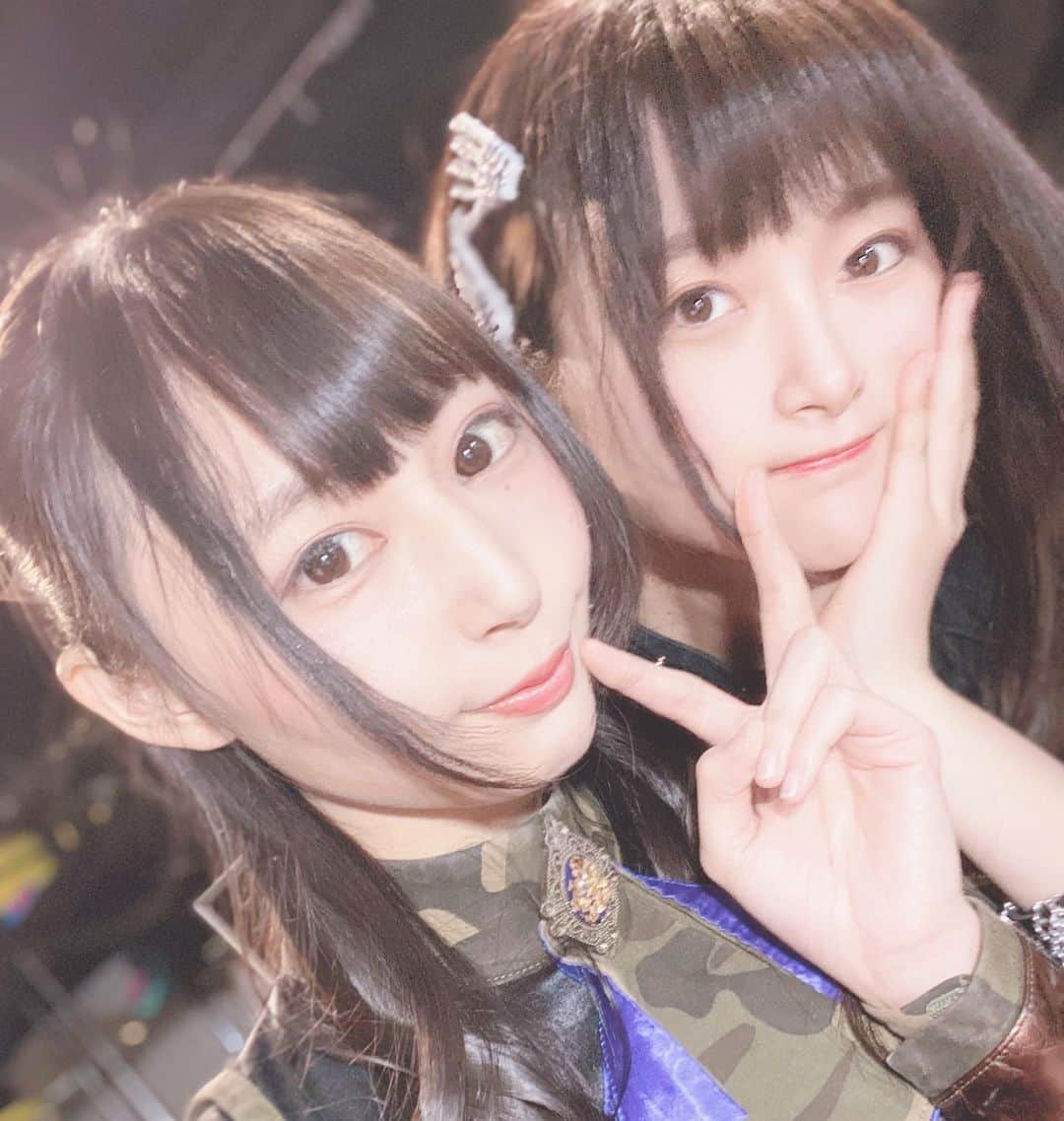 雪乃しほりのインスタグラム：「自撮りしてると入ってくる( ๑´•ω•)۶”ﾖｼﾖｼ #自撮り女子  #仮面女子  #ポートレート女子  #love」