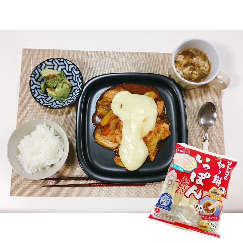 Nao☆ さんのインスタグラム写真 - (Nao☆ Instagram)「この間、サトウ食品さんの『いっぽん』を使って、チーズタッカルビを作ったよ😋❤️ トッポギ風、いっぽん最高に美味しかったです❤️ みなさんも試してみてね☺️✨ #サトウ食品 #いっぽん #ネギなおクッキング #チーズタッカルビ」12月21日 19時49分 - nao_ngc