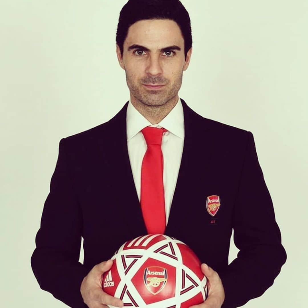 ミケル・アルテタのインスタグラム：「Thank you all for the warm welcome, I feel very honoured and happy to be back. Now let’s get to work @arsenal」