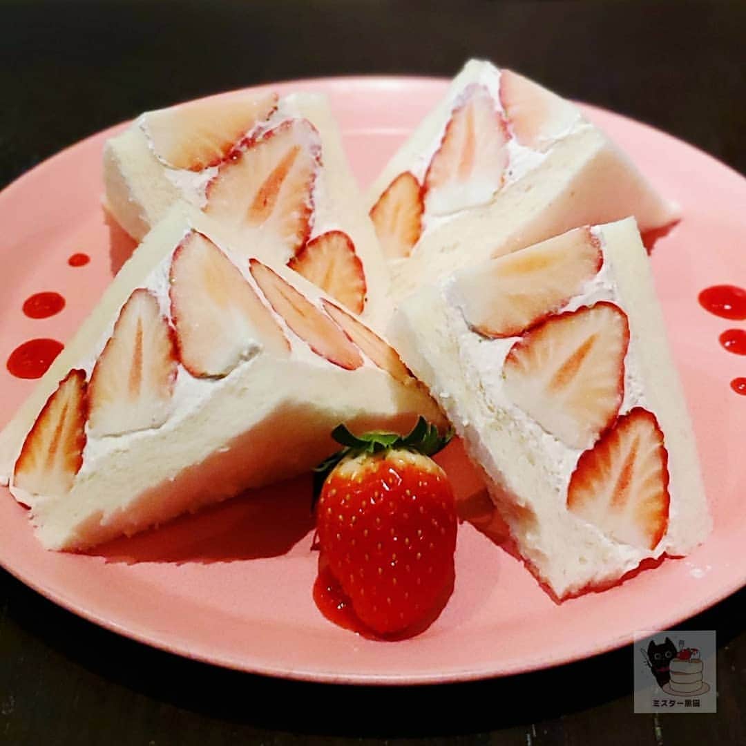 ミスター黒猫（黒猫仙人）のグルメインスタ