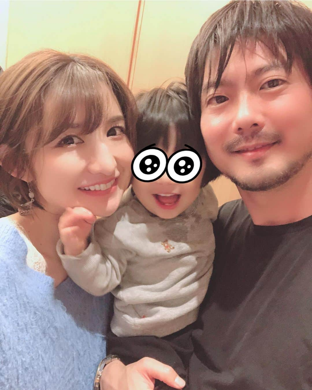 尾崎ナナさんのインスタグラム写真 - (尾崎ナナInstagram)「4年目の結婚記念日を迎えました☺️💕 いつも家族の事を一番に考えてくれる主人に感謝です✨ これからもよろしくお願いします❣️ #結婚記念日 #weddinganniversary  #12月21日 #いつもありがとう」12月21日 20時39分 - nana._.ozaki