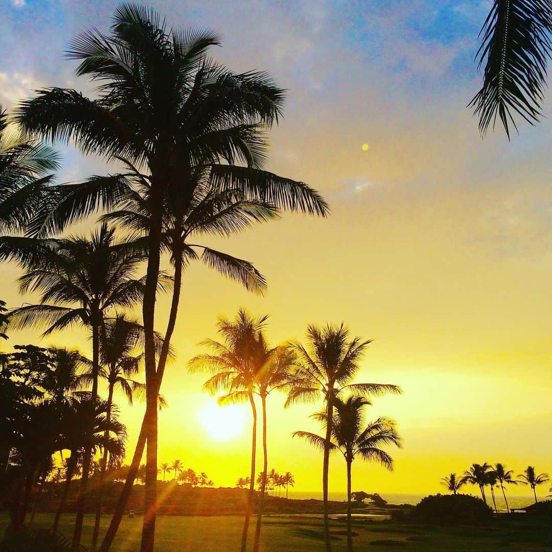 Hundred Dreamsさんのインスタグラム写真 - (Hundred DreamsInstagram)「such a nice view…  #hawaii #bigisland #sunset #hawaiistagram #hawaiitrip」12月21日 20時47分 - hundred_dreams