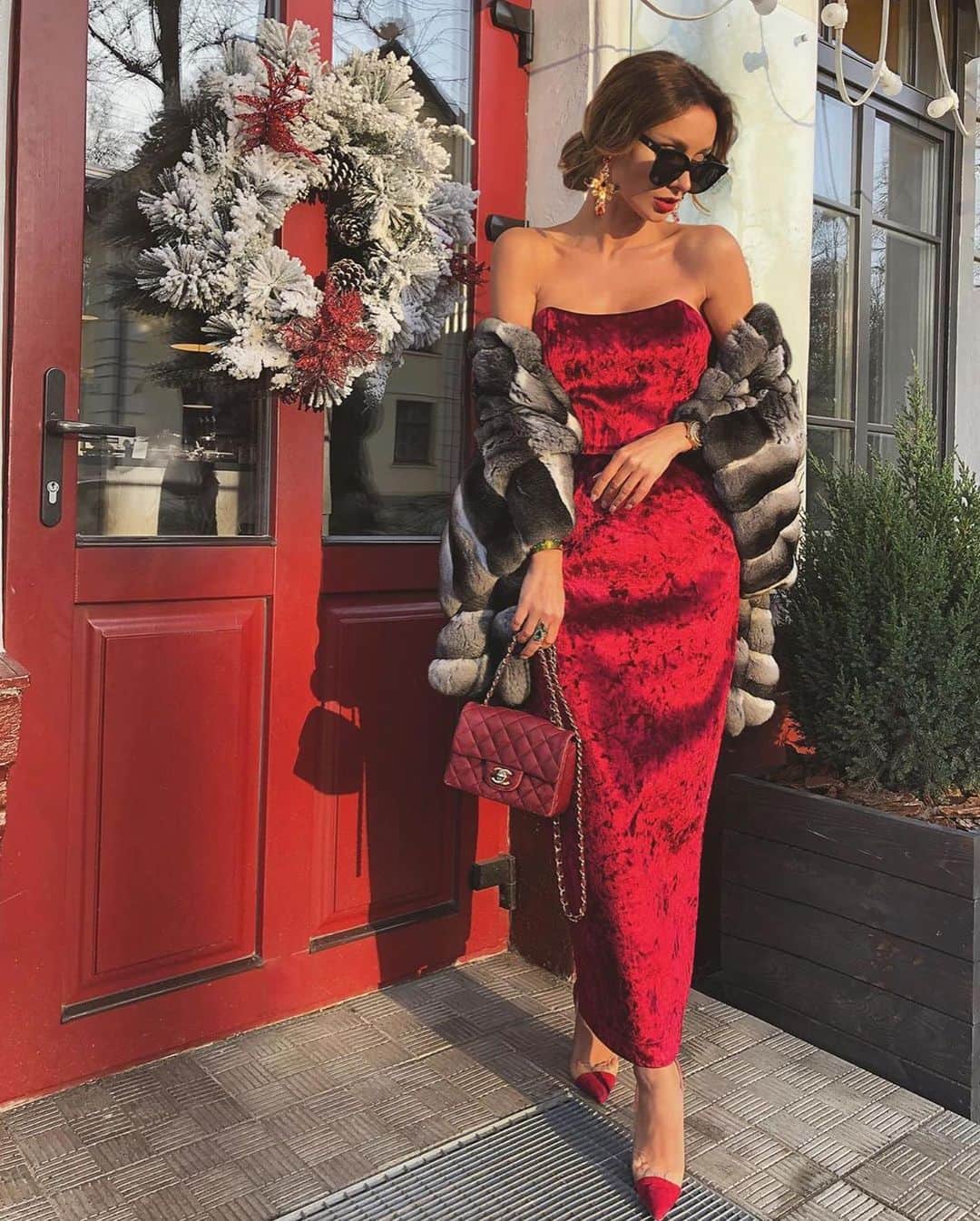Angel™さんのインスタグラム写真 - (Angel™Instagram)「Party looks. Which look would you add to your shopping list? credit @victoria_fox0001  #americanstyle #ootd #style #fashion #onlineshopping #winterfashion #partydress ❤️ #asaqueen」12月21日 20時57分 - americanstyle
