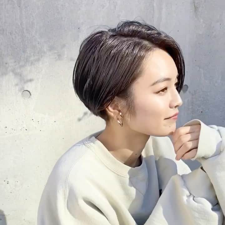 しばたあやなさんのインスタグラム写真 しばたあやなinstagram 動画だよ ショートボブ ハンサムショート ベリーショート 刈り上げショート 刈り上げ女子 ハンサムショート女子 ヘアセット動画 セット動画 ショートアレンジ ショートヘアアレンジ ヘア