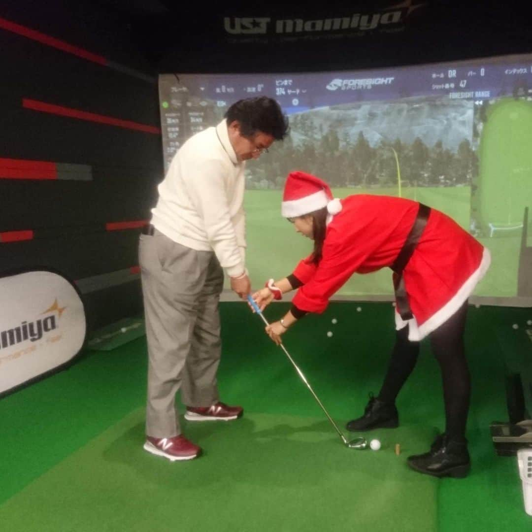 青木茉里奈さんのインスタグラム写真 - (青木茉里奈Instagram)「⛳️ USTMamiya Xmas Event♥️🎄🎁 .:｡+ﾟ ______________________________________________ 今日ご参加頂きました皆様、お忙しい中参加して頂きまして本当にありがとうございました(≧∀≦)♥️ 全員で、クイズ大会やクラブ選びについての講習会、ワンポイントレッスン、ニアピン大会など、食べて飲んで、短い時間でしたが皆さんとゴルフについて時間を過ごす事が出来てとても楽しかったです(≧∀≦)✨ またUSTMamiyaさんと、ゴルフをもっと楽しんでもらえるような色々なイベントが出来たらなと思っておりますので、今日ご参加出来なかった方ももしまた機会がありましたら是非参加して頂けたら嬉しいです♥️ ありがとうございました( ^ω^ )✨ ・ ・ ・ #golf #christmas #event #ustmamiya  #ありがとうございました #感謝 #✨」12月21日 21時14分 - marinaaoki28