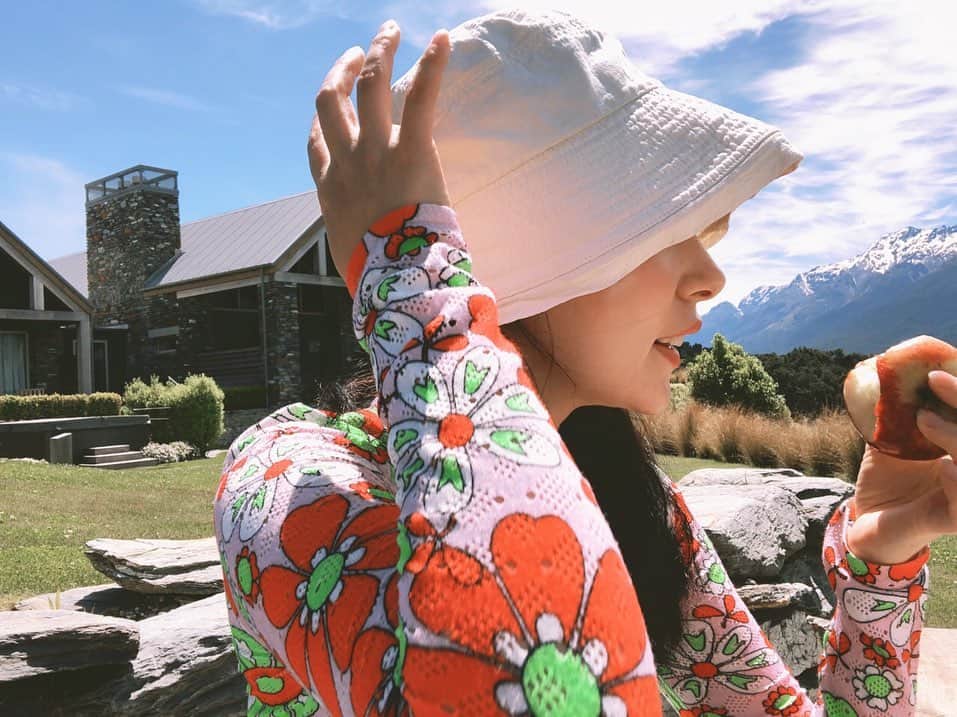 ミン・ヒョリンのインスタグラム：「🍎🍏🍎🍏🍎」