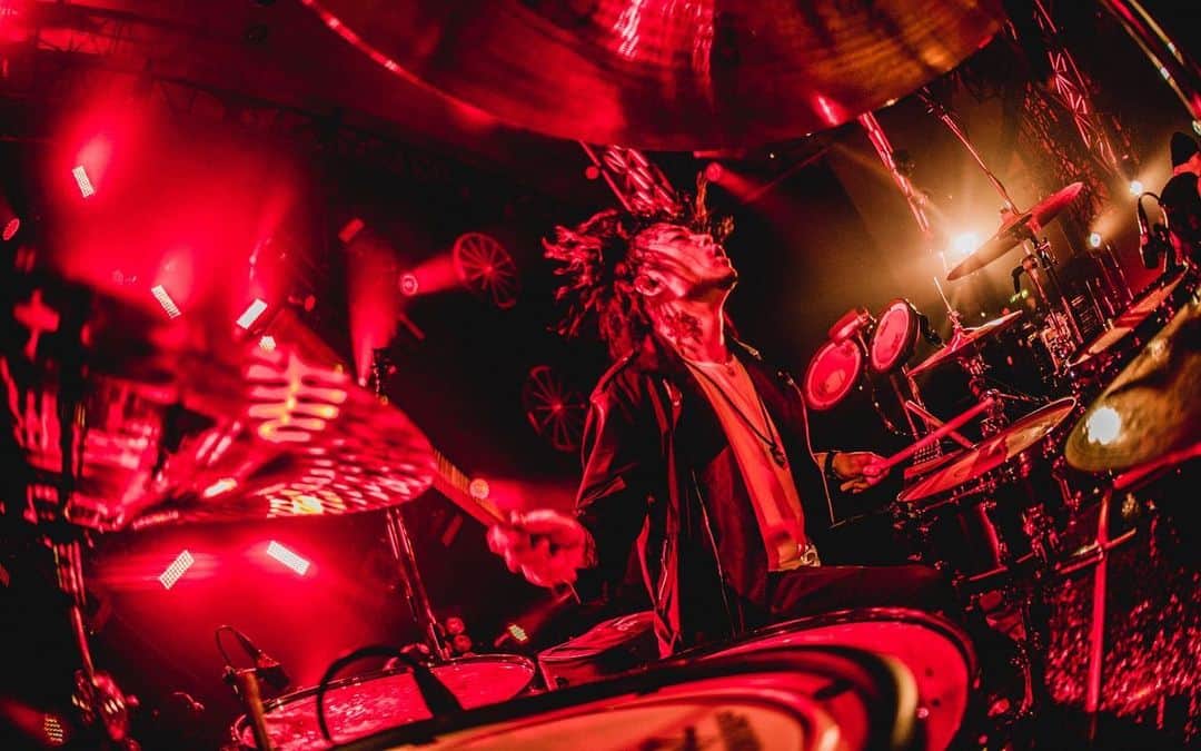 Katsuma さんのインスタグラム写真 - (Katsuma Instagram)「ポルノ超特急2019🔥  マジで全バンド完全叩き上げライブバンドだらけ！ 何年経ってもロットンはマジで最強に大好きな兄貴です。  photos by @yamada_mphoto」12月21日 22時12分 - katsuma_drums