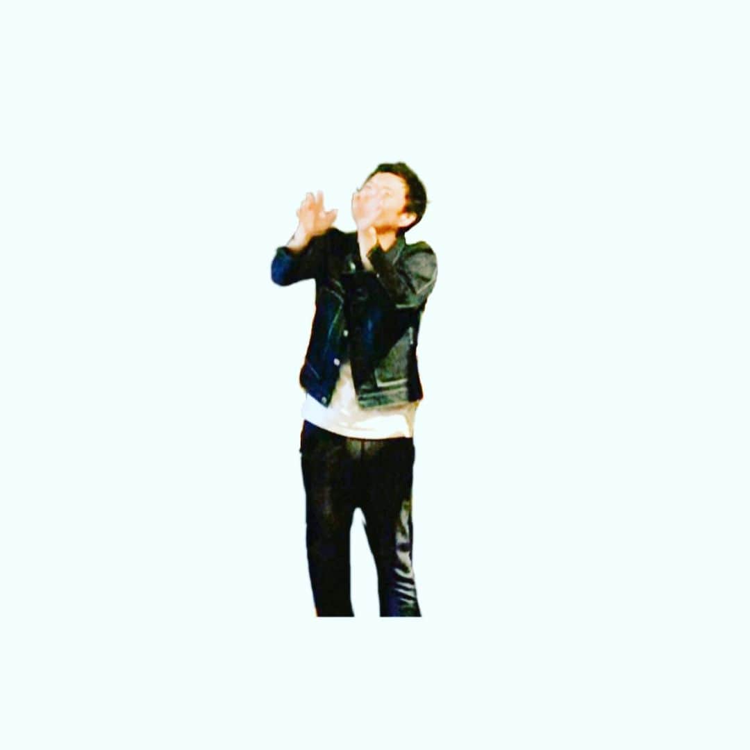 のインスタグラム：「#今日を生きよう」