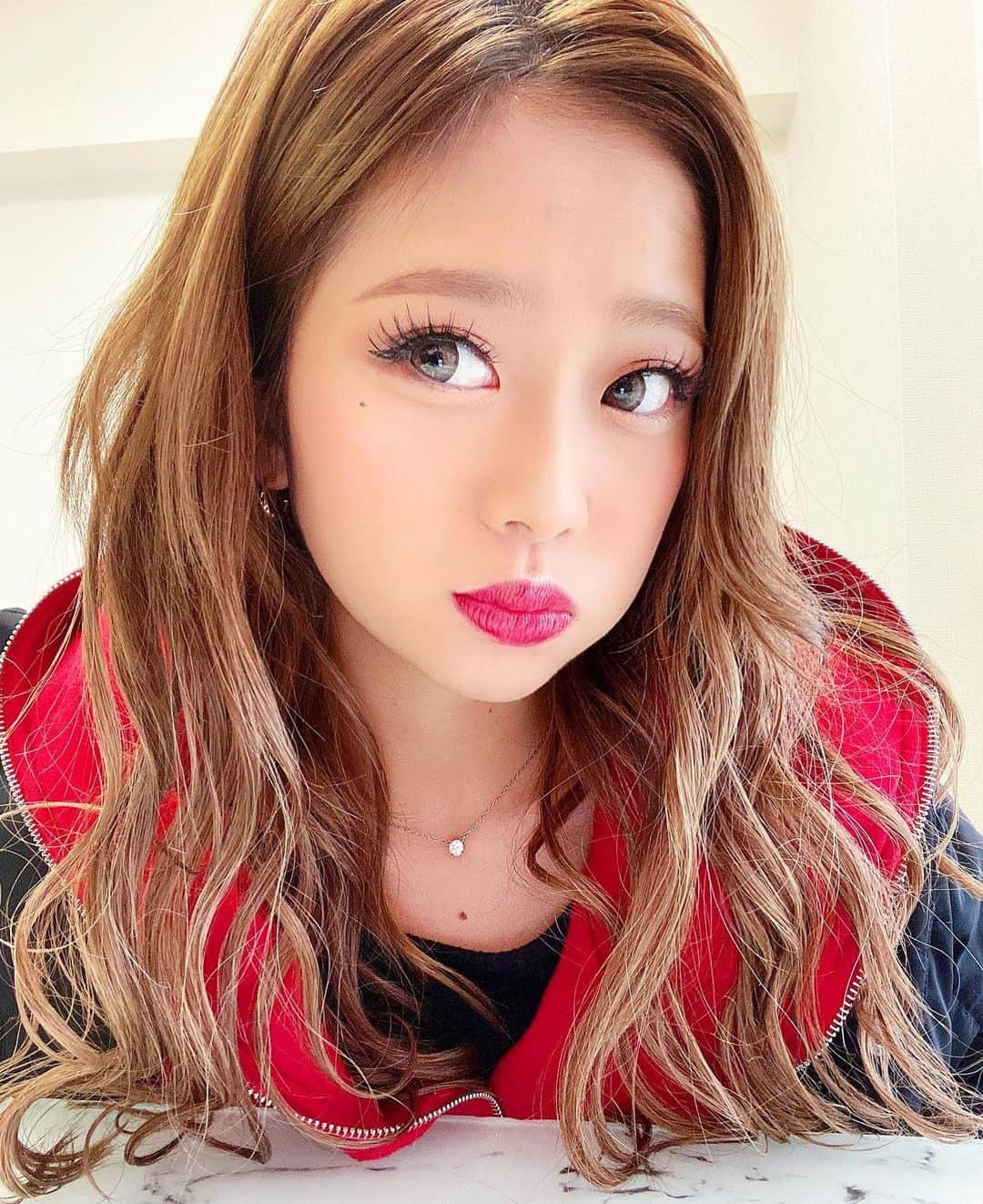 やしろななさんのインスタグラム写真 - (やしろななInstagram)「明日楽しみにしてます❤️ ・ 福岡は美味しい食べ物ばかりで幸せ〜！ 🍲🥚🍜🍥」12月21日 22時54分 - 8467_0