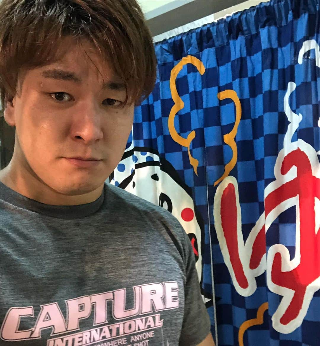 青柳優馬さんのインスタグラム写真 - (青柳優馬Instagram)「本日は全日本プロレス年内最後の大会にお越しいただきありがとうございました😊 試合後には銭湯にどっぷり♨️ そして、2日後はキャプチャー新木場大会に出場させていただきます！  23日新木場1st RINGにて19時スタート！ 新木場へGO！」12月21日 22時49分 - yuma_aoyagi