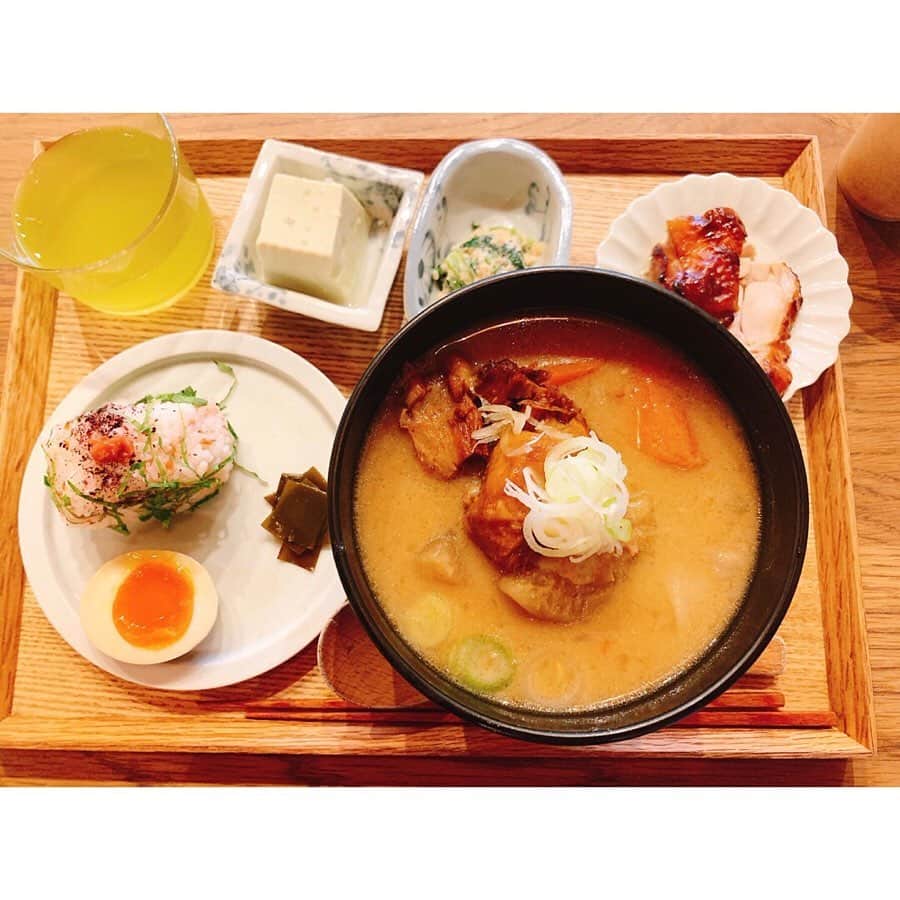 西村志野のグルメインスタ