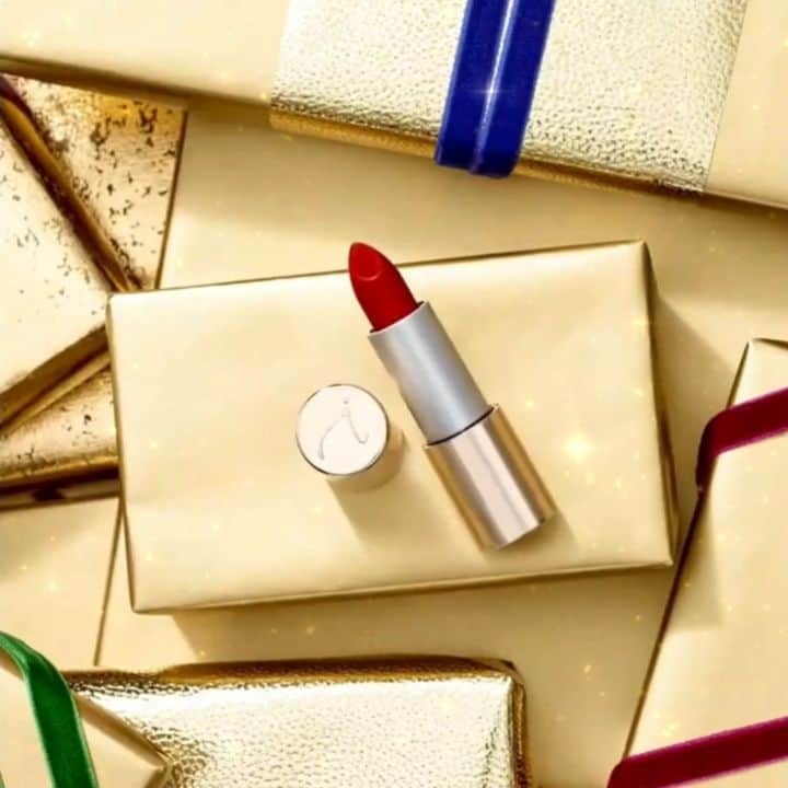 ジェーン・アイルデールのインスタグラム：「クリスマスは色っぽい赤リップで♡」
