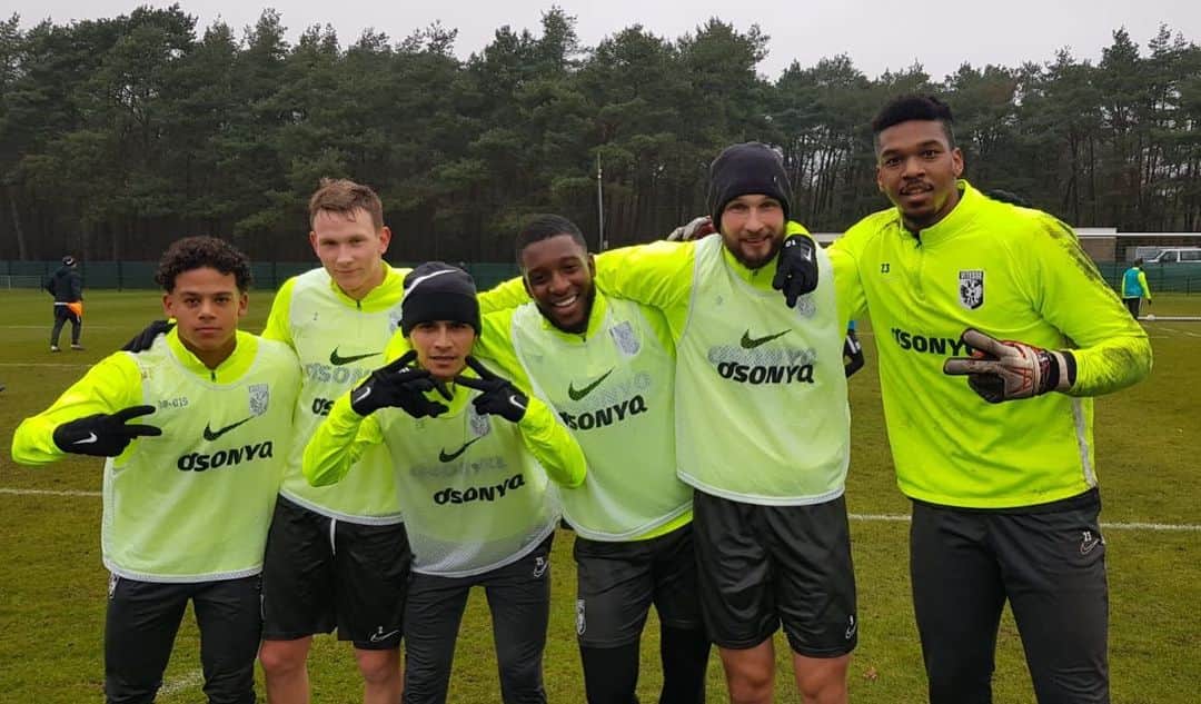 ジャマル・ブラックマンのインスタグラム：「Enjoying training ☺️🙌🏾#vitesse」