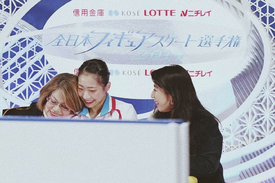 のインスタグラム：「． ． ． 私のスケート人生の中で 間違いなくこの全日本が1番最高の演技でした。 ． ． ． これ以上は望まないし もうここで充分だなと思えました。 ． ． この演技を皆様にお見せできるまで 随分時間がかかりましたが 応援してきてよかったと思ってくだされば嬉しいです。 ．  良い時も悪い時も、変わらず応援し続けてくださって 本当にありがとうございました☺️ ． ． またゆっくり投稿していきます。 ． ． ． #20191219#20191221」