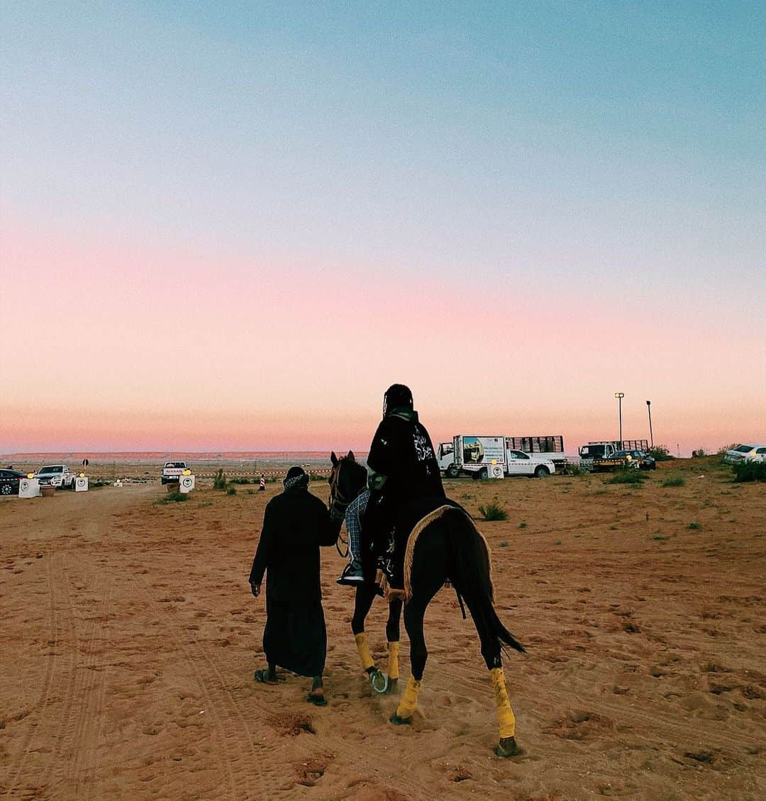 イマン・ハマンさんのインスタグラム写真 - (イマン・ハマンInstagram)「🌪」12月22日 4時46分 - imaanhammam