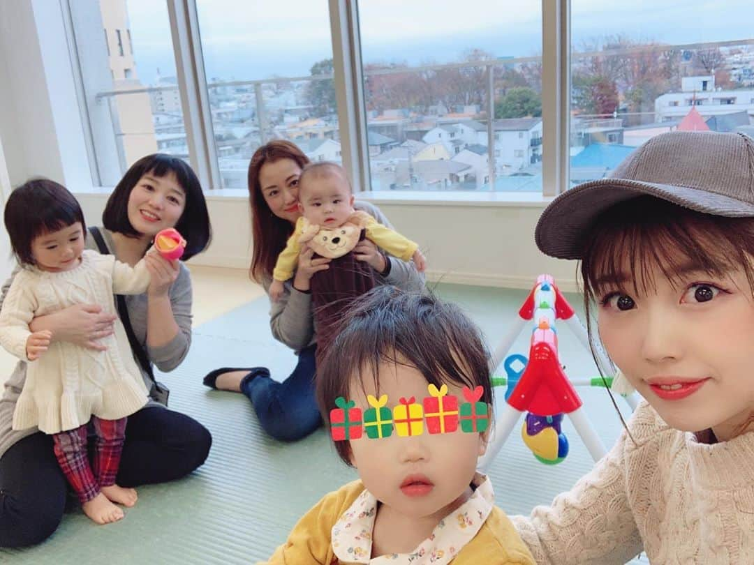 中村愛さんのインスタグラム写真 - (中村愛Instagram)「👶♡ ・ ・ ・ チャリで集合✨！ ご近所さんママ友(^^) 児童館で遊んだ後は、ファミレス行ってスーパー行くという完全なる主婦スタイルでした‼️笑 楽しかったなあ〜 さて、今日はラジオ📻 よろしくね(^ ^) #平成30年生まれ  #世田谷区民」12月22日 7時45分 - nakamuramura_ai