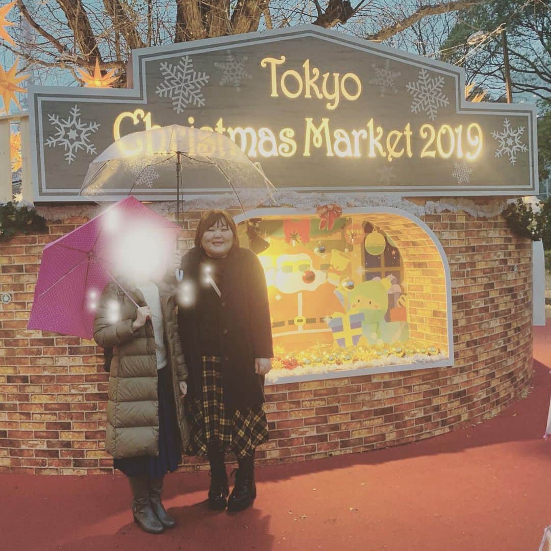 柏崎桃子さんのインスタグラム写真 - (柏崎桃子Instagram)「東京クリスマスマーケットへ行ってきました！ 初めて行ったけどちょっとした異国感可愛かったよ💕 #東京 #tokyo #クリスマス #christmas #xmas  #マーケット #market #東京クリスマスマーケット #christmasmarket  #東京タワー #tokyotower」12月22日 21時25分 - momoko_kashiwazaki