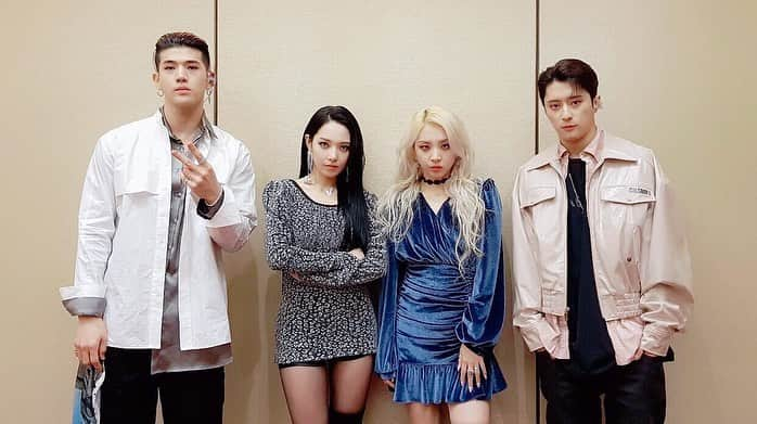 K.A.R.Dさんのインスタグラム写真 - (K.A.R.DInstagram)「[#KARD] KPOP NORTH 2019🇨🇦 . 오늘도 역시 너무 즐거웠던 무대💕 좋은 추억 만들고 갑니다 총총🌸->->-- . #BM #JSEPH #SOMIN #JIWOO」12月22日 12時36分 - official_kard