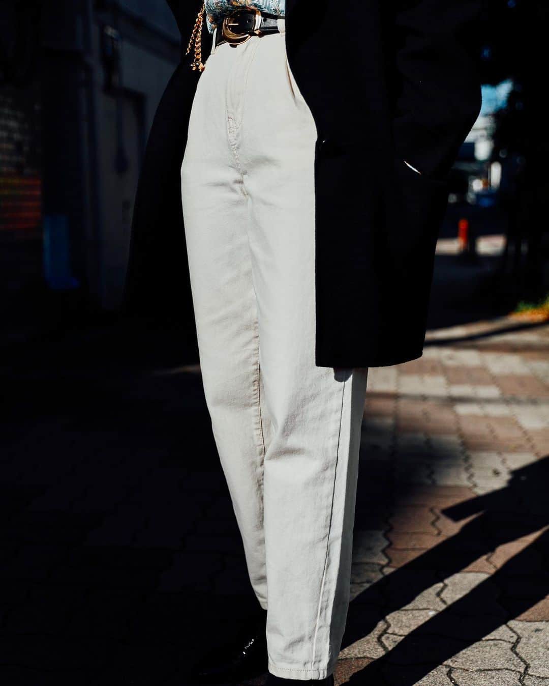 Fashionsnap.comさんのインスタグラム写真 - (Fashionsnap.comInstagram)「【#スナップ_fs】 Name 永本 結子  Coat #vintage Shirt #MANGO Pants #vintage Bag #BALLENPELLETTIERE Shoes #PIERREHARDY  #fashionsnap #fashionsnap_women」12月22日 12時34分 - fashionsnapcom