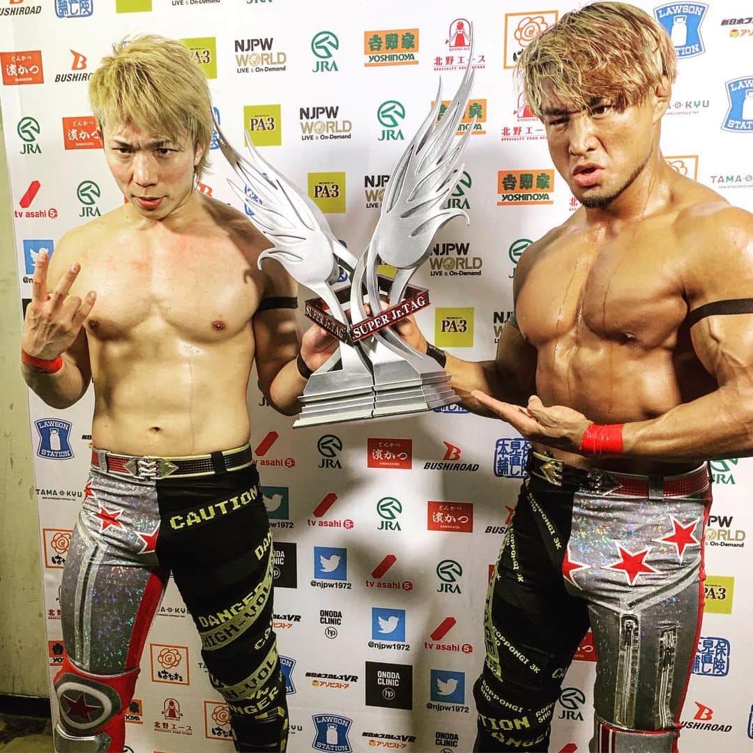新日本プロレスさんのインスタグラム写真 - (新日本プロレスInstagram)「#SuperJrTagLeague2019 WINNER!! 🏆🏆 #SHO and #YOH !! #RPG3K #新日本プロレス #プロレス #njwk14 #njpw」12月22日 12時46分 - njpw1972