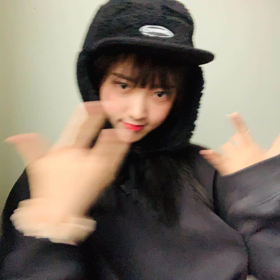 Weki Mekiさんのインスタグラム写真 - (Weki MekiInstagram)「요기다가도 모좌좌랑 🎩 예이이 🤟 호잇 😎  #세이 #Sei」12月22日 13時16分 - weki_meki