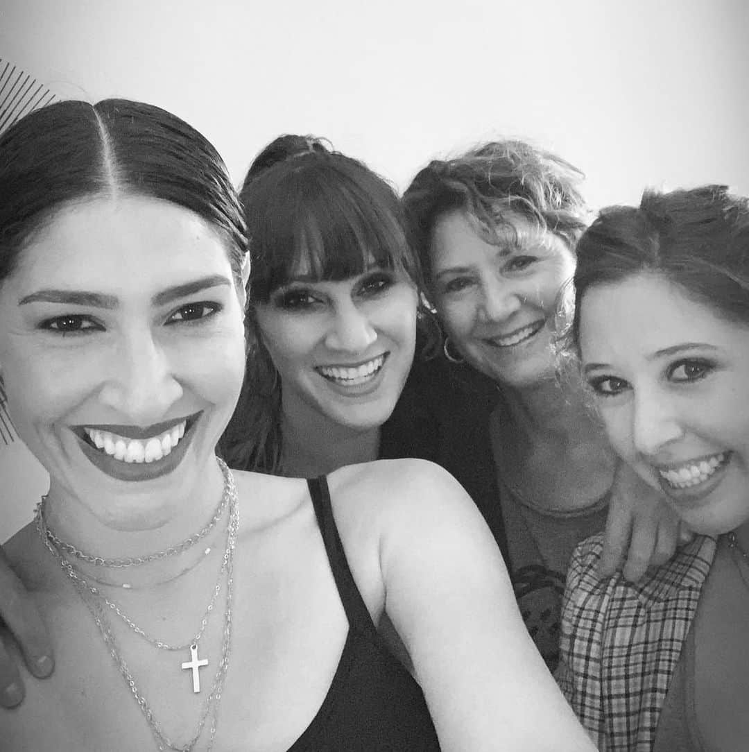 Ha-Ashさんのインスタグラム写真 - (Ha-AshInstagram)「La mejor parte de Navidad es estar con familia ❤️🥰🎄」12月22日 13時34分 - haashoficial