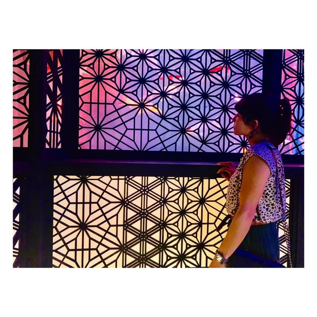 小林由佳のインスタグラム：「#tb one of nice summer Event✨ illumination × fish 🐟🌃 "ART aquarium"」