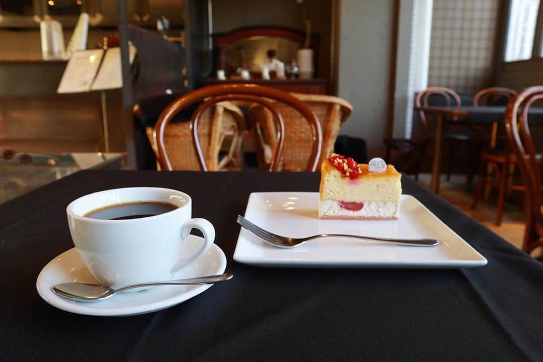 石井輝明のグルメインスタ