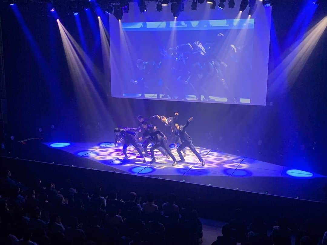 森澤祐介のインスタグラム：「. . WORLD ORDER10周年記念ライブ"「Prism」七色の光と影" にお越しくださった皆さん、ありがとうございました！ 10年の想いと楽曲が詰まったステージでした。 このメンバーでステージに立てた事が幸せです。 ありがとうございました！ #worldorder」