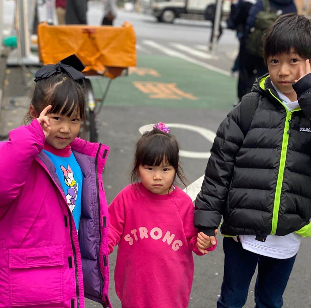 太陽チャンネルのインスタグラム：「れおいっちと撮影焼肉でーと♡♡♡ 涙でるほど笑った撮影した😭💕 今日もサイコーな1日に🤟 #れおいちゃんねる #太陽チャンネル #仲良しコンビ」