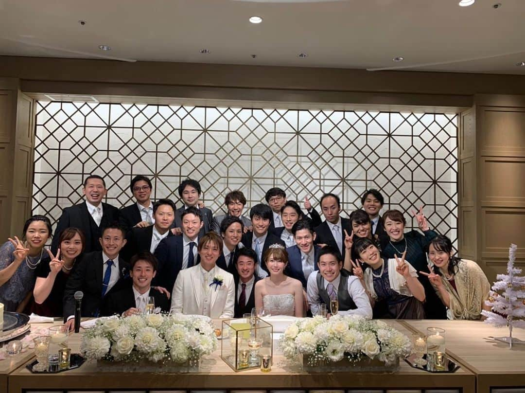 堺亮介さんのインスタグラム写真 - (堺亮介Instagram)「正樹くん、みさきちゃんの結婚式に出席してきました！ カッコいい正樹くん、素敵なみさきちゃんが見れて感動でした🥺 これからも明るく、楽しい伊藤家でいてください！ #trampoline #トランポリン #結婚式 #豪華 #メンバー」12月22日 14時59分 - ryosuke.sakai.52493