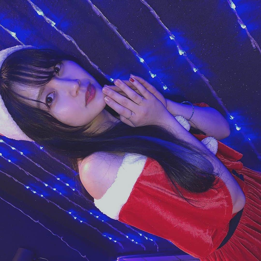 谷中唯彩さんのインスタグラム写真 - (谷中唯彩Instagram)「ゆいサンタ🎅 . . #yuisa #santa #christmas #サンタ #サンタコス #merrychristmas🎄 #크리스마스 #🎅🏻」12月22日 16時51分 - yuisa_erg