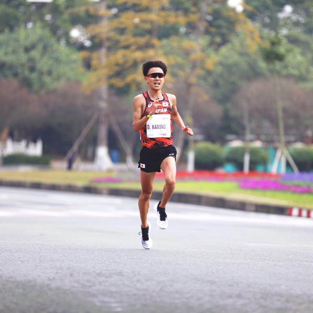 神野大地さんのインスタグラム写真 - (神野大地Instagram)「#アジア選手権 マラソン2時間12分18秒で優勝することができました！ 日本代表というチャンスをモノにできて嬉しいです。 MGCが終わって気持ち落ちむこともあったけど、諦めずに自分の目標を見つめ直して頑張ってきて良かったです。  マラソンランナーとしてはまだまだこれからです。引き続き努力します。」12月22日 17時25分 - daichi_0913