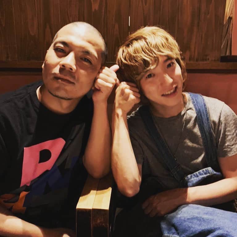 武井優心のインスタグラム：「確実に1番面白かった！決勝行ってほしー！！そんな世界であって欲しい🌎！ #天竺鼠 #耳GOOD」