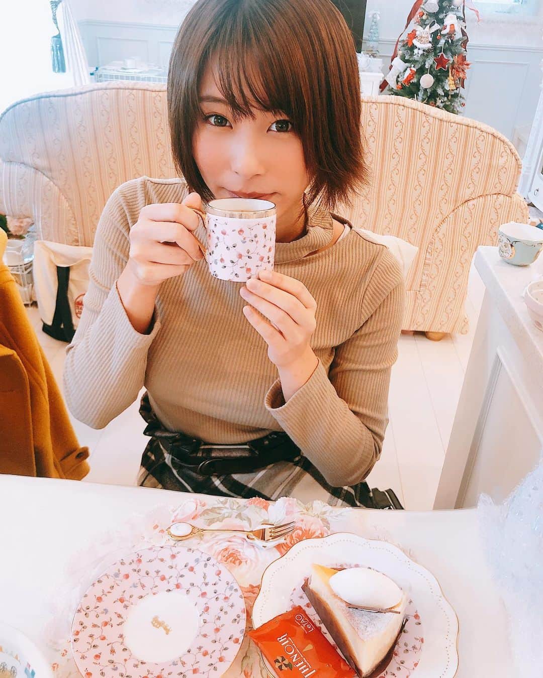 塚田綾佳のインスタグラム