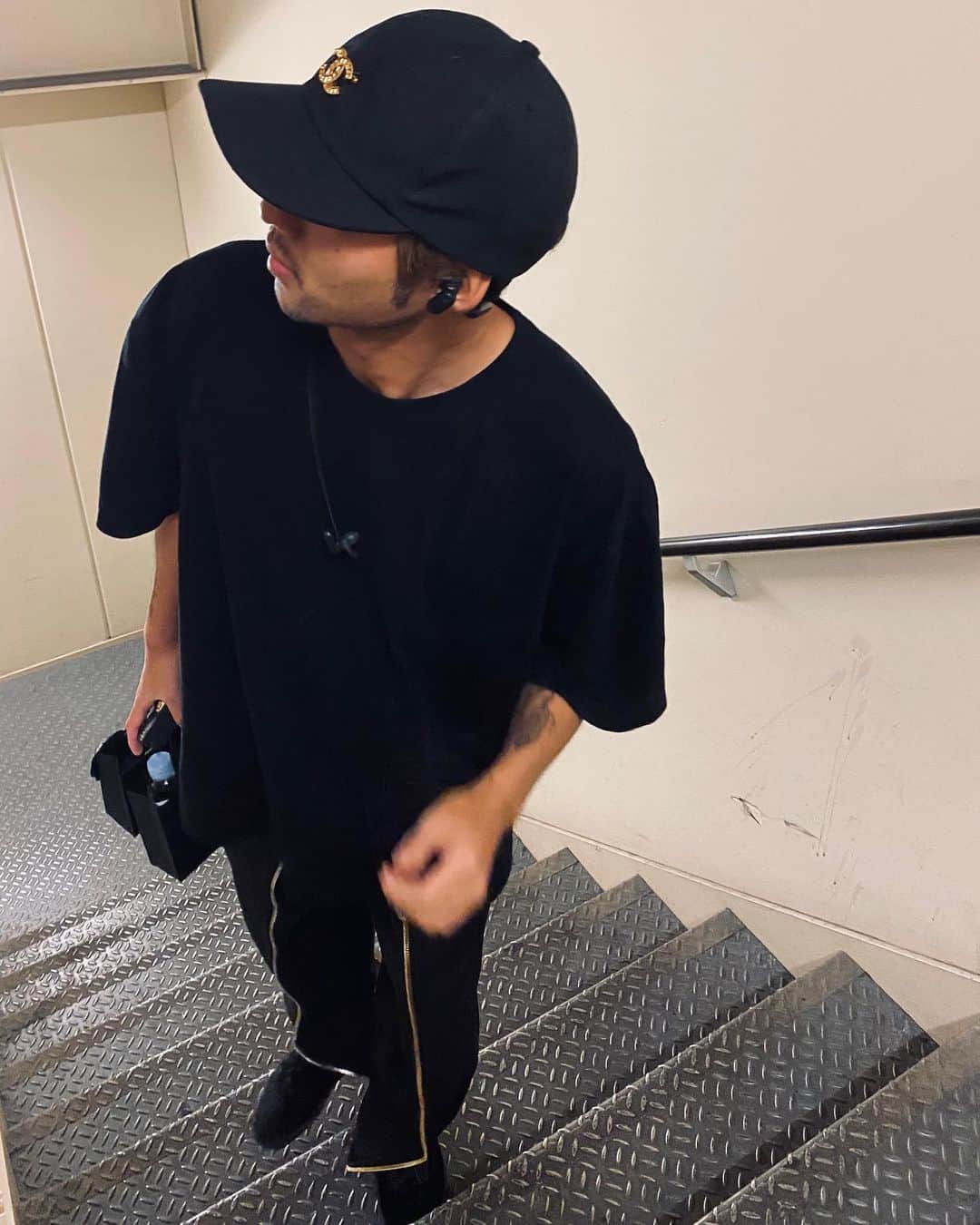 湯川正人のインスタグラム：「質問受け付けます！ #skullcandy」