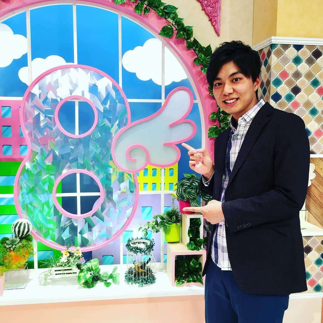 細田啓信さんのインスタグラム写真 - (細田啓信Instagram)「✨初レギュラー決定✨ 来年から情報番組 #8っぴーサタデー の 新MCになります！  2年目の私が 先輩の#滝澤悠希 アナ、 #石橋美希 アナから 番組を引き継ぐという事で 身の引き締まる思いです…！ #ふじポン さんと 「盛岡出身コンビ」で 8っぴーな情報をお届けします！ 初回は来年1月11日10時25分から！ ぜひご覧ください〜✨ #めんこいテレビ  #はぴさた  #細田啓信」12月22日 18時28分 - takanobu_hosoda_mit