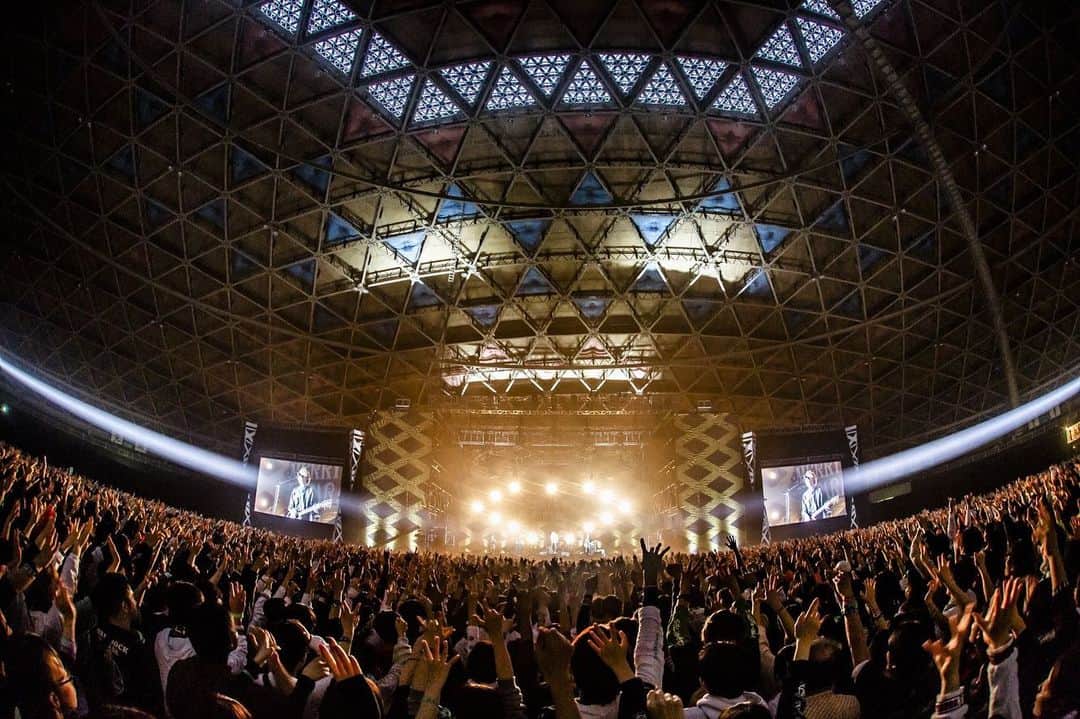 藤原広明のインスタグラム：「『MERRY ROCK PARADE 2019』  ポートメッセなごや1〜3号館  メリロのあなたにびっくらぶっ！！🦍🦍🦍🦍 photo by @cazrowAoki」