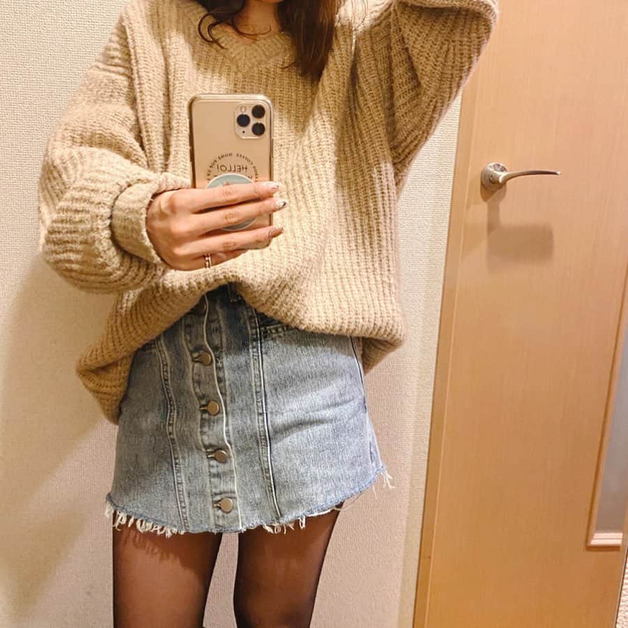 難波礼華のインスタグラム：「@to_the_sea_hawaii  デニムのキュロットスカートとか新しい🥺 めちゃ可愛いし楽ちん🥺💕 3月くらいにハワイ行く予定だから持ってく🏝💕」