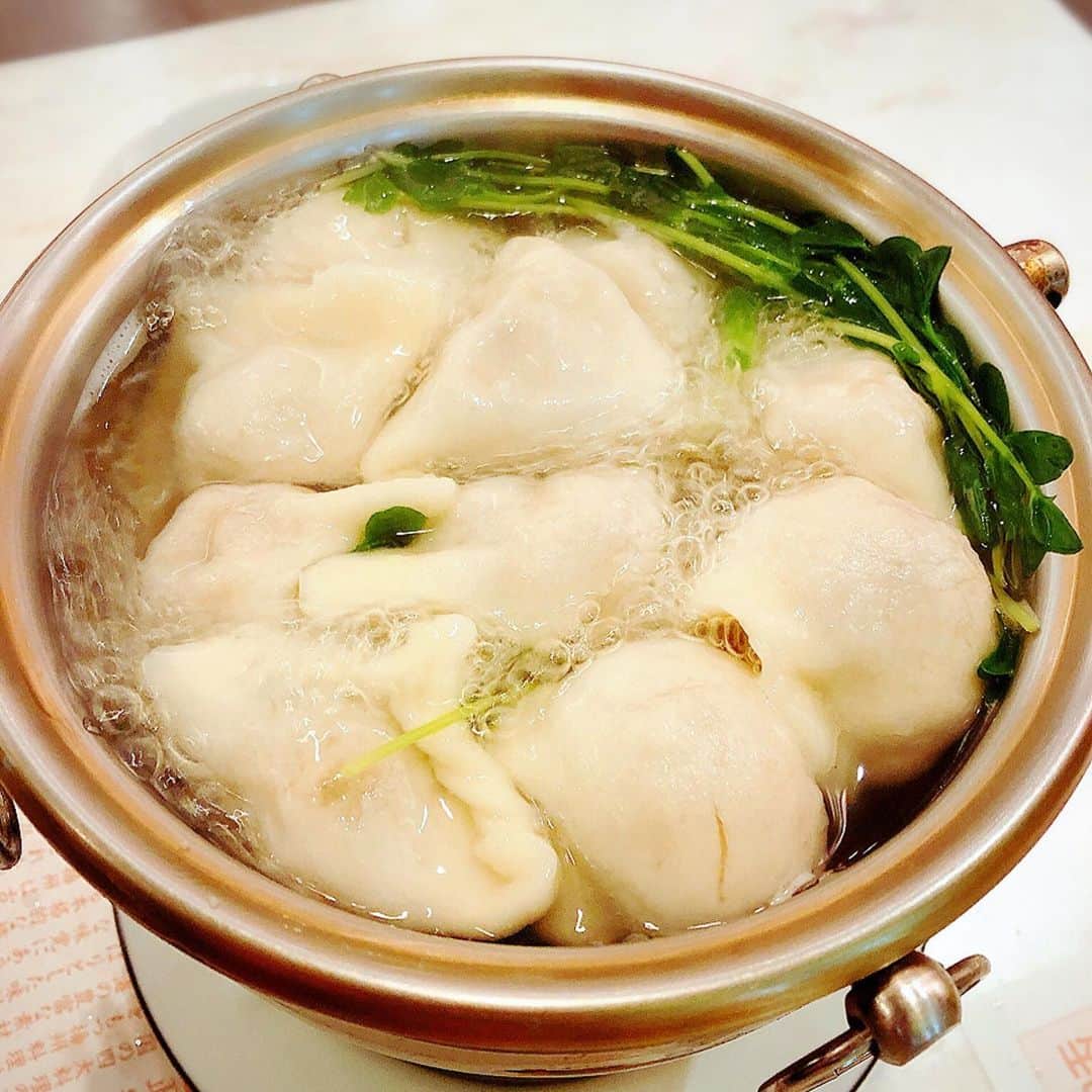 段文凝さんのインスタグラム写真 - (段文凝Instagram)「又到冬至啦⛄️故郷では餃子を🥟食べる習慣があるので、水餃子と蒸し餃子を食べた🌟やっぱり美味しかった👅 #冬至 #餃子」12月22日 23時18分 - duan_wen_ning