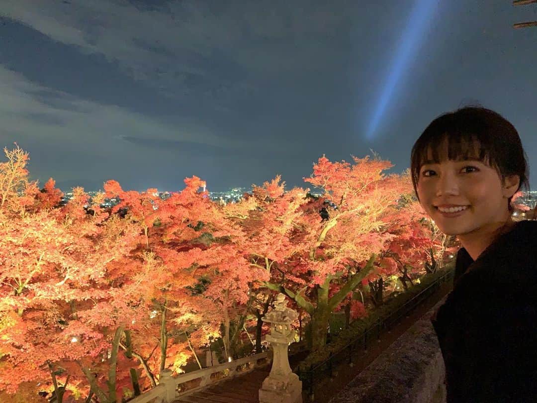 のインスタグラム：「秋の思い出🍁 ラッキーなことに、 ちょうど見頃の時に、紅葉を見ることができました🍁🍁🍁🌟 #🍁 #紅葉 #fallcolors #autumncolors」